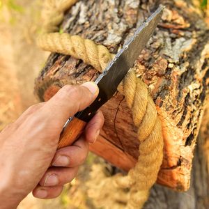 Cuchillo de caza de acero damasco de alta gama personalizable forjado a mano con mango de madera para regalar y coleccionar compatible con OEM - Product Image 5