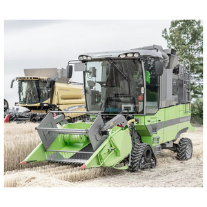 Cosechadora moderna con capacidad de cabezal Draper y tanque de combustible grande para horas de cosecha extendidas - Product Image 1