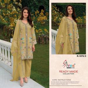 Costumes Salwar pakistanais en coton cambrique en gros Collection tendance prête à l'emploi pour les fêtes Catalogue complet disponible Tarif de gros - Product Image 1