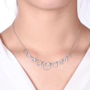 สร้อยคอเพชรหลากสีทองสุดหรูจากอินเดีย | เครื่องประดับชั้นทันสมัยที่มีความสง่างามเป็นประกาย | 2025ที่กำลังมาแรง - Product Image 2