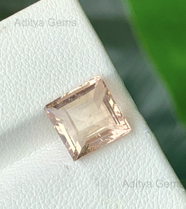 พลอยมอร์กาไนต์ธรรมชาติสีพีชสไตล์บราซิลทรงสี่เหลี่ยมตัดเป็นขั้นหลวมจาก Jaipur เครื่องประดับสีชมพูพีช - Product Image 2