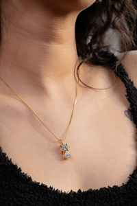 Colgante con Diamantes de Moissanita de Primera Calidad y Estilo Lujoso, Hermoso Diseño Redondo y en Forma de Pera Disponible al Mejor Precio - Product Image 4