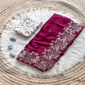 Sari VASTRA COTTAGE Heavy Rangoli con bordado de lentejuelas múltiples, borde calado y blusa de seda con diamantes para fiestas. - Product Image 6