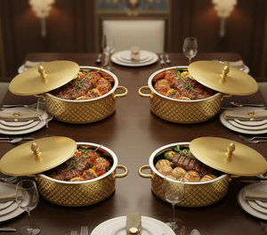 Casseroles Durables et Antirouille en Acier Inoxydable Émaillé avec Gravure Arabe Spéciale Ramadan, Prêtes pour le Gaz et l'Induction, Idéales pour Réchauffer les Aliments - Product Image 3