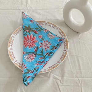 Serviettes en coton carrées, bleu orchidée, rose, faites à la main, imprimées à la main en Inde, écologiques, personnalisables, pour les mariages, l'usage domestique - Product Image 5