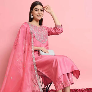 Robe de fête indienne-pakistanaise pour femmes, style vintage, salwar kameez, broderie lourde en chinnon, lehenga choli, FABZONE rapide - Product Image 1