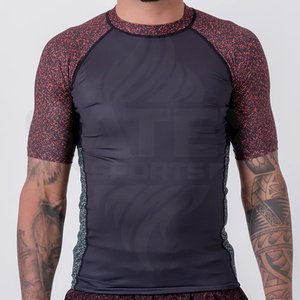 Camiseta de Compresión Unisex de Spandex/Nailon de la Mejor Calidad, Manga Corta, Transpirable, Ajustada, para Gimnasio, Entrenamiento Físico - Product Image 1