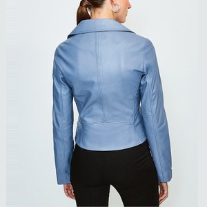 Chaqueta de Piel de Oveja para Mujer con Detalles de Flecos - Estilo Bohemio - Diseño Único - Tejido Transpirable Ecológico y Ligero - Product Image 2