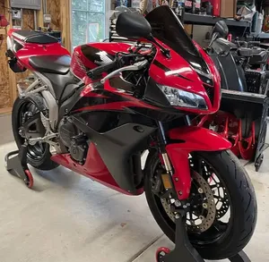 Ho-n-da-a d'occasion C-B-R 600R-R - Product Image 5