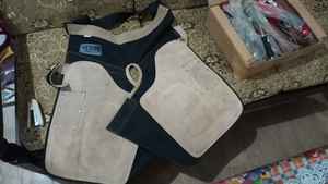 Delantal Profesional de Cuero AOORONS con Cinturón Ajustable y Correas para las Rodillas, para Herradores, Suministros para el Cuidado de los Cascos - Product Image 2