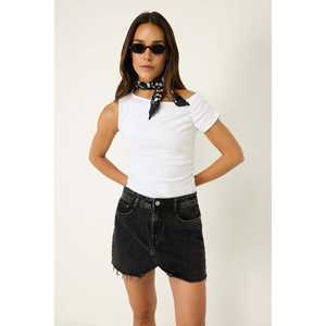 Blusa Casual con Cuello Redondo, Pliegues Delanteros, Logotipo, 100% Algodón, Mangas Cortas - Product Image 2