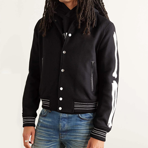 Chaqueta universitaria personalizada al por mayor, chaqueta universitaria de lana con diseño de logotipo personalizado de alta calidad para hombre con bordado de chenilla y huesos - Product Image 3