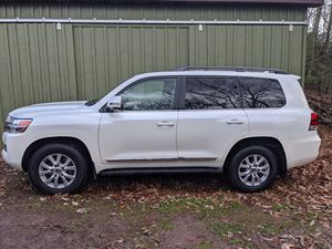 SÉLECTION PREMIUM 2018 LANDCRUISERS 200 SERIES 1 PROPRIÉTAIRE BIEN ÉQUIPÉ PARFAITEMENT FONCTIONNEL EXCELLENT ÉTAT MEILLEURE OFFRE EXPORT - Product Image 2