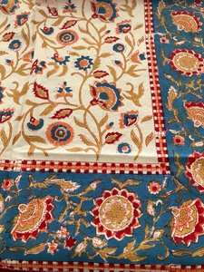 Couverture d'impression de bloc de main de nappe de coton de conception florale faite à la main pour le décor élégant de Table à manger de printemps été - Product Image 5