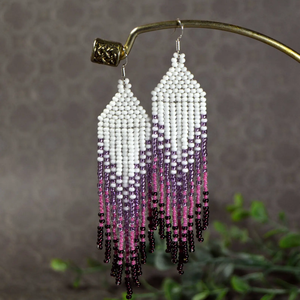 ต่างหูหมุดประดับลูกปัดสำหรับงานเลี้ยงแบบคลาสสิก - Product Image 1