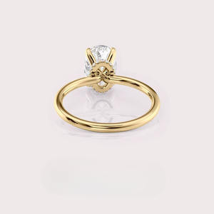 Anillo de Compromiso y Boda con Diamante Cultivado en Laboratorio, Corte Ovalado, Certificado por IGI, con Halo Oculto en Oro Amarillo/Blanco y Rosa de 14K - Product Image 4
