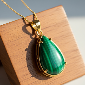 Minimaliste 925 Sterling Silver Dainty Chain Naturel Malachite Goutte Forme Pendentif Guérison Cristal Mode Pendentifs Cadeau - Product Image 6