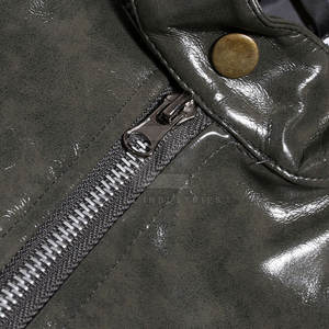 Veste en cuir pour homme d'hiver respirante coupe-vent imperméable de couleur personnalisée avec col montant logo frontal coupe ajustée manches longues - Product Image 4