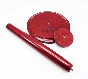 ขาตั้งแสดงหมวกกันน็อคทำจากไม้พรีเมี่ยมฐานกลมหรูหราและทนทานและมีสไตล์สำหรับหมวกกันน็อคในราคาพิเศษ - Product Image 4