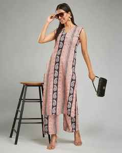 Moneyfab mezcla de rayón sin mangas largo Kurti para mujer elegante estampado recto Kurta Ropa Étnica Casual y ropa de oficina al por mayor - Product Image 1