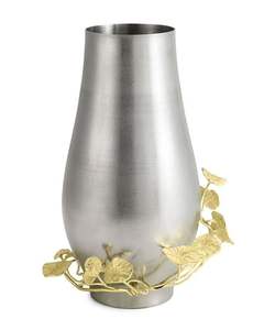 Jarrón de Metal hecho a mano de diseño de lujo en acabado plateado, florero decorativo de mesa para sala de estar, decoración de dormitorio - Product Image 1