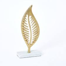 Scout Metal Leaf Sculpture Pièce d'art décoratif moderne pour la décoration de la maison ou du bureau - Product Image 4