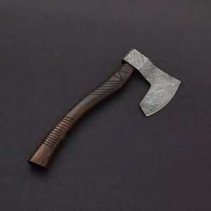 ทอมฮอว์กเหล็กดามัสกัสเกรดอุตสาหกรรมคุณภาพสูง ด้ามเหล็กดามัสกัส ใบมีด 3-4 ใบ ความยาวรวม 18 นิ้ว ใช้งานได้หลากหลาย 1 - Product Image 1