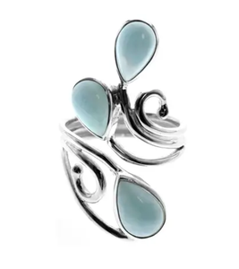 Anillo llamativo Ocean Spirit con larimar en forma de lágrima azul suave, plata de ley 925, gema de larimar azul. - Product Image 1