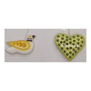 Hermoso Adorno Navideño Colgante con Forma de Pájaro y Corazón, Proveedor Indio, Múltiples Colores para Decoración de Fiestas y Festivales - Product Image 1