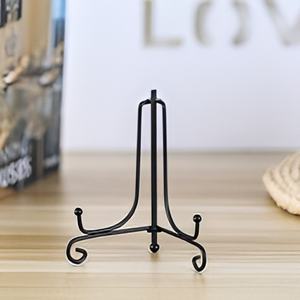 Caballete de exhibición Extra grande ajustable de pie de Metal dorado antiguo hecho en La India para exhibiciones de bodas - Product Image 6