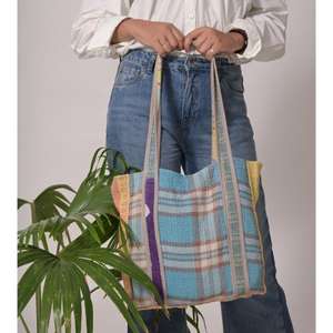 Boho indien Kantha sac pour femmes fait à la main Vintage coton fourre-tout Style décontracté Durable doux ouvert impression réutilisable pour l'épicerie - Product Image 4