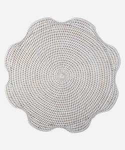 Vietnam MANUFACTURER Rustic White Scalloped Dinner <b>Plate</b> Party Wedding Event Table Decoration White Scalloped <b>Charger</b> <b>Plate</b> - Product Image 2