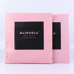 Bolsa de sobre impermeable autoadhesiva personalizada, envoltura acolchada protectora, embalaje de correo hecho en Vietnam - Product Image 5