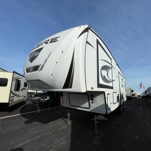 Nouvelle caravane de camping F-o-r-e-s-t R-i-v-e-r Sabre 32G-K-S 2024 à vendre - Product Image 1