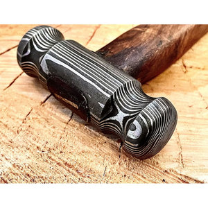 Martillo de Damasco OEM con Grabado Personalizado, Mango de Madera de Grado Industrial, Herramienta de Albañilería, Acero con Alto Contenido de Carbono, Alta Calidad, NEGRO - Product Image 2