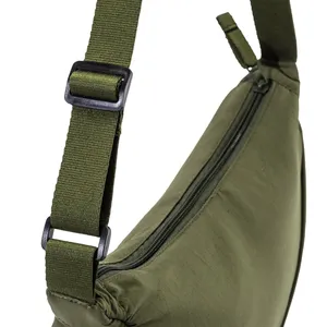 Borsa Tote Rotonda in Nylon Personalizzata, Accessorio Promozionale - Product Image 5