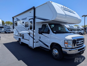 Camping-car de luxe Gulf Stream Conquest 6238 d'occasion 2024 2023 2021 pour le camping avec 4 à 6 passagers et une chambre - Product Image 5