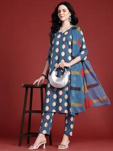 เสื้อคุตตาผ้าฝ้ายแท้พิมพ์ลายเรขาคณิตทันสมัยสำหรับผู้หญิงพร้อมกางเกงและดูปุต้าอินเดีย - Product Image 2