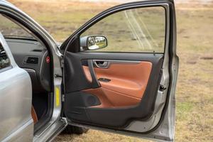 รถมือสอง ขับเคลื่อนซ้าย/ขวา ปี 2006 วอลโว่ V70R - Product Image 5