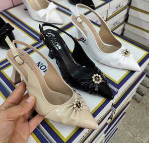 Zapatos de mujer tacones altos diarios zapatos de cinta de charol 7 CM 36-40 Hecho en Turkiye - Product Image 1