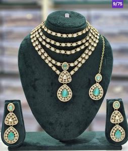 La mayoría de la joyería de moda para mujer, función de boda, piedra Kundan tachonada con conjunto de joyas largas chapadas en oro antiguo, pendiente y Mangtika - Product Image 6