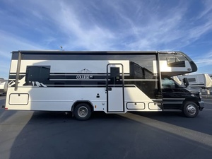 Autocaravana Usada 2023 2024 East West College Avenue, 4-6 Pasajeros, Interior Espacioso, Aire Acondicionado Disponible, Stock en Venta - Product Image 4