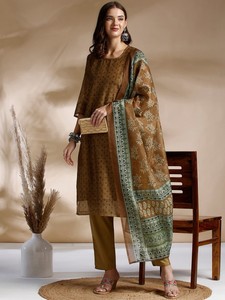 women ethnic Ethnic Motifs Printed Chanderi Cotton Kurta With <b>Trousers</b> & Dupatta <b>indian</b> pakistan salwar kameez - Product Image 3