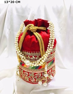 Mini bolso elegante personalizado para mujer Potli decorativo de moda con accesorio bordado de perlas cierre con cordón Forro de algodón - Product Image 2