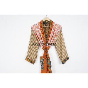 Robe Kimono Vintage en Soie pour Femme, Style Bohème Imprimé Patchwork, Tenue de Plage Respirante Taille Unique Longueur Intégrale Style Japonais à Boutons sur le Devant - Product Image 2