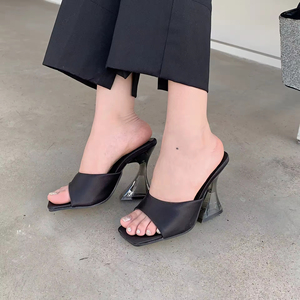 Latest Spring and Summer French Style Mary Jane Shoes Retro British Thick Sole Leather <b>Flats</b> Sweet Cool High Heel Shoes - Product Image 3