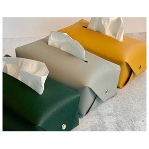 Porte-serviettes en cuir souple rectangulaire uni de luxe avec logo personnalisé, décoration de table, boîte à mouchoirs pour hôtel, ferme - Product Image 1