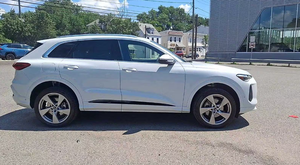 Aud-i Q5 Premium Plus 2024 Usado en Buen Estado - Product Image 5