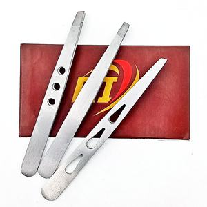 Prix de gros, pince à épiler multifonctionnelle antistatique de luxe en acier inoxydable poli argenté, à pointe inclinée, pour sourcils - Product Image 2