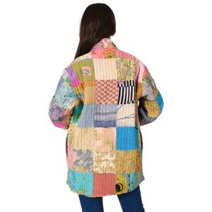 Veste en soie unisexe matelassée, veste longue, manteau veste surdimensionné, vestes recyclées en soie pure crêpe vintage patchwork multicolore - Product Image 4